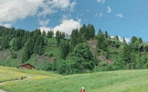八字全阴女命去爬泰山，这样做真的合适吗？有何讲究？
